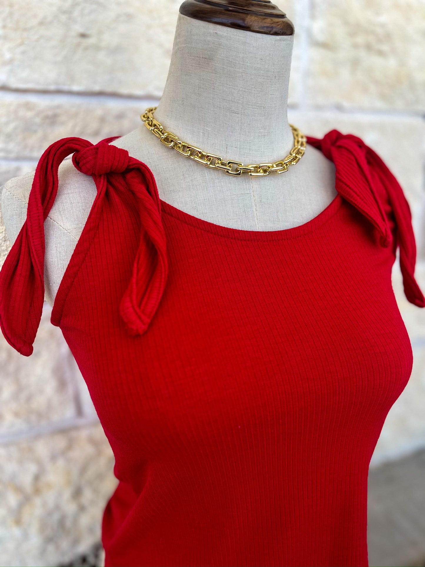 Rib Knot Tank In Red