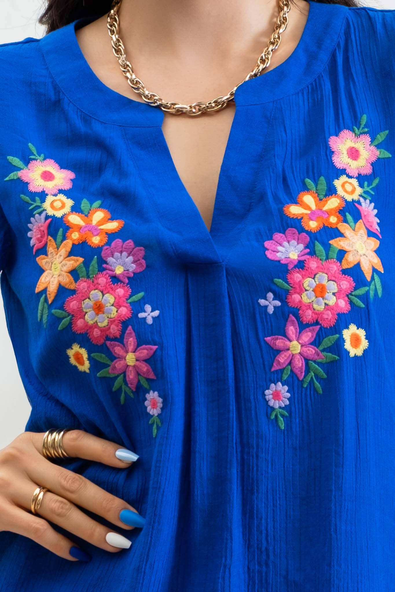 BELLA FLORAL EMBROIDERY SPLIT NECK BLOUSE