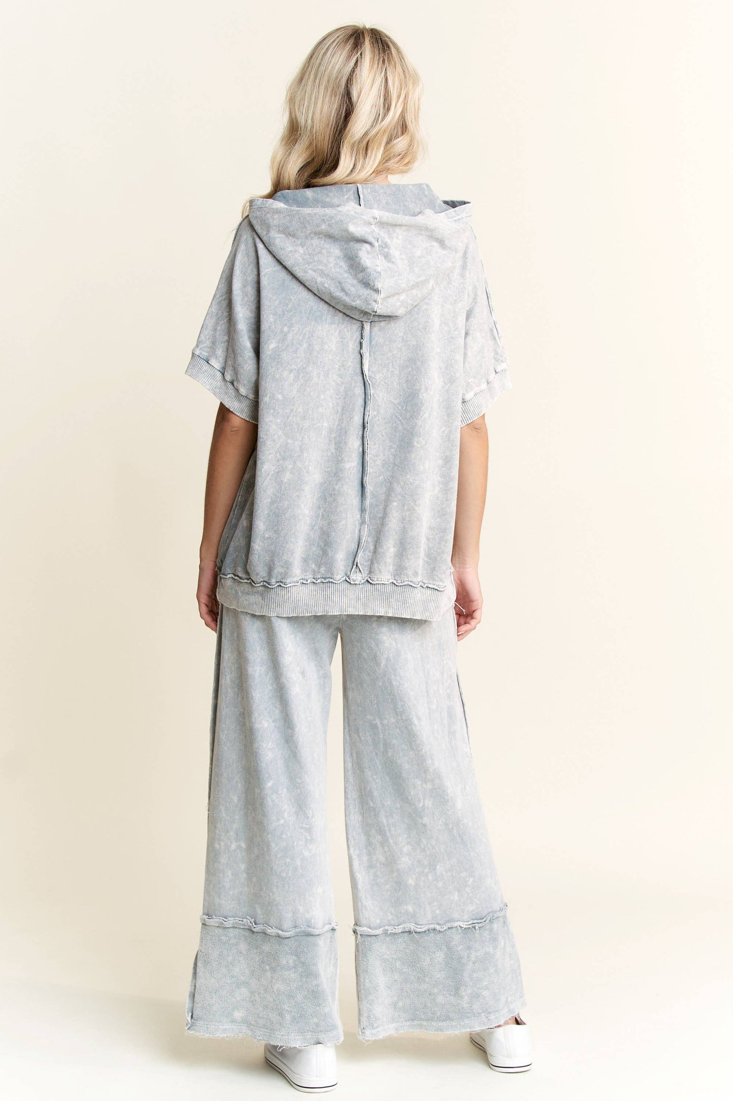 Kodi MineralWash Wide Pants with raw hem frayed details