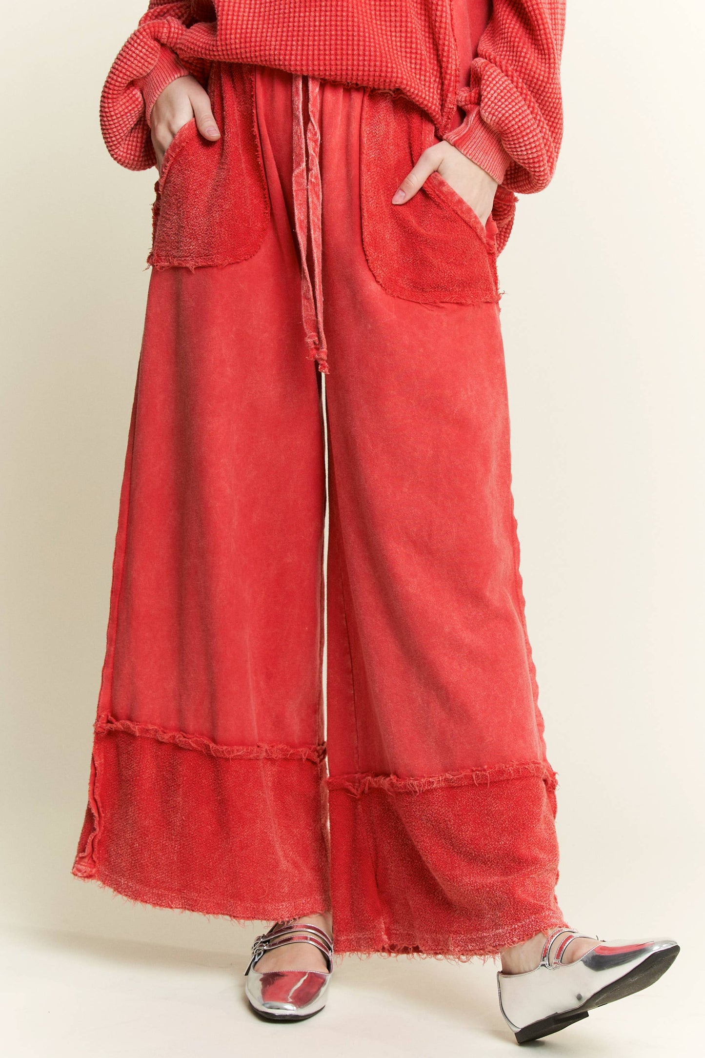 Kodi MineralWash Wide Pants with raw hem frayed details